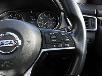 Nissan Qashqai 1.3 DiG-T 160 N-Connecta 5dr DCT