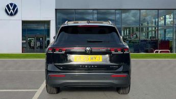 Volkswagen Tiguan 1.5 TSI eHybrid Match 5dr DSG