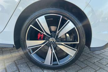 Volkswagen Golf 2.0 TDI 200 GTD 5dr DSG