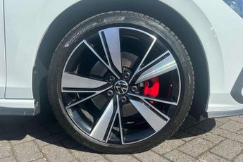 Volkswagen Golf 2.0 TDI 200 GTD 5dr DSG