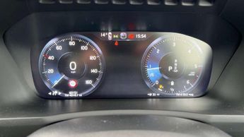 Volvo XC90 2.0 B5D [235] R DESIGN 5dr AWD Geartronic