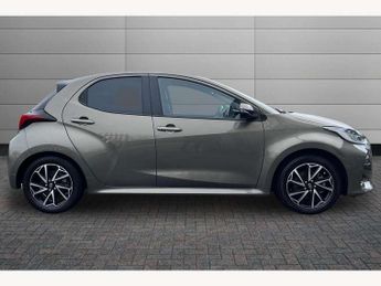 Toyota Yaris 1.5 Hybrid Design 5dr CVT