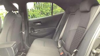 Toyota Corolla 1.8 VVT-i Hybrid Design 5dr CVT