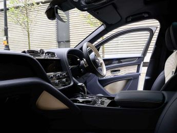 Bentley Bentayga 4.0 V8 Azure 5dr Auto EWB