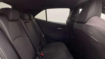 Toyota Corolla 1.8 Hybrid Design 5dr CVT