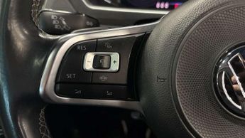 Volkswagen Tiguan 2.0 TSi 230 4Motion SEL 5dr DSG