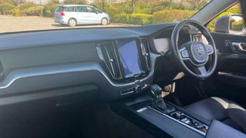 Volvo XC60 2.0 D4 Momentum 5dr AWD Geartronic