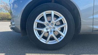 Volvo XC60 2.0 D4 Momentum 5dr AWD Geartronic