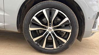 Volvo XC60 2.0 B5P Ultra Dark 5dr AWD Geartronic