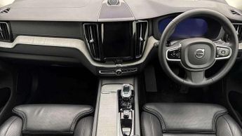 Volvo XC60 2.0 B5P Ultra Dark 5dr AWD Geartronic