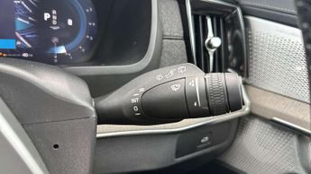 Volvo XC90 2.0 B5P Ultra Dark 5dr AWD Geartronic