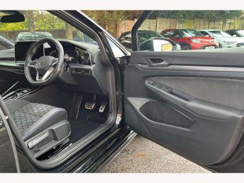 Volkswagen Golf 1.5 eTSI 150 R-Line 5dr DSG