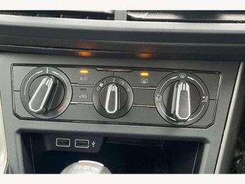 Volkswagen Polo 1.0 TSI 95 SE Tech Edition 5dr DSG