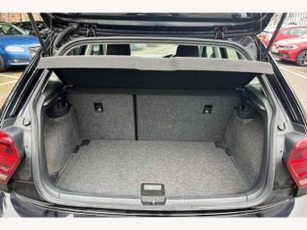 Volkswagen Polo 1.0 TSI 95 SE Tech Edition 5dr DSG