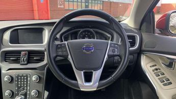Volvo V40 T3 [152] SE Lux Nav 5dr Geartronic