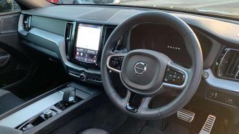 Volvo XC60 2.0 B4D R DESIGN 5dr AWD Geartronic