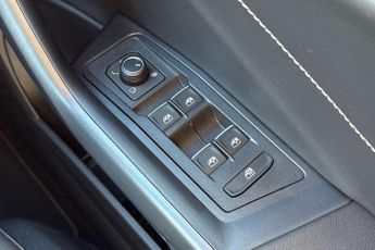 Volkswagen T-Roc 2.0 TDI 150 EVO R-Line 5dr DSG