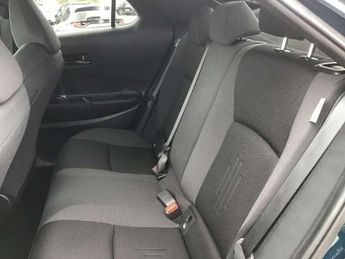 Toyota C-HR 1.8 Hybrid Design 5dr CVT