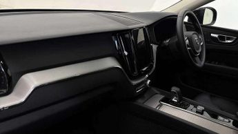 Volvo XC60 2.0 B5P Plus Dark 5dr AWD Geartronic