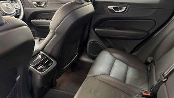 Volvo XC60 2.0 B5P Plus Dark 5dr AWD Geartronic