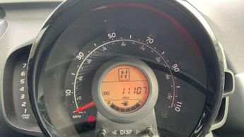 Toyota Aygo 1.0 VVT-i X-Play TSS 5dr x-shift