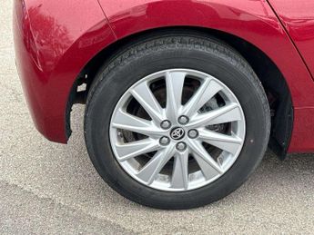 Toyota Yaris 1.5 Hybrid Icon 5dr CVT