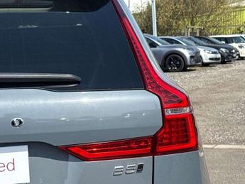 Volvo XC60 2.0 B5P Ultimate Dark 5dr AWD Geartronic