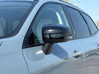 Volvo XC60 2.0 B5P Ultimate Dark 5dr AWD Geartronic