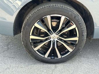 Volvo XC60 2.0 B5P Ultimate Dark 5dr AWD Geartronic