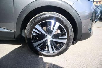 Peugeot 3008 1.2 Hybrid 136 GT 5dr e-DSC6