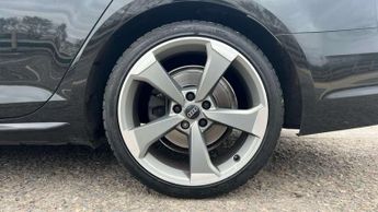 Audi A4 Avant 2.0T FSI Black Edition 5dr S Tronic