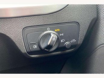 Audi Q2 35 TFSI S Line 5dr S Tronic
