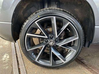 Skoda Karoq 1.5 TSI Sportline 5dr DSG