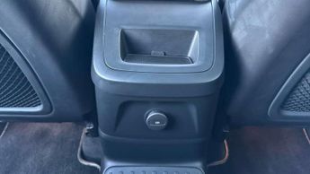 Volvo XC60 2.0 T6 Recharge PHEV R DESIGN 5dr AWD Auto