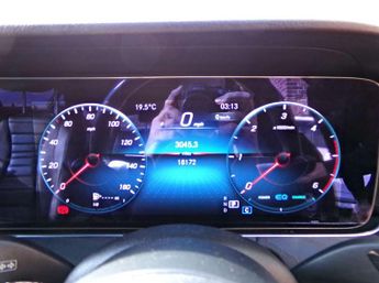 Mercedes-Benz E-Class Estate E220d 200 AMG Line 5dr 9G-Tronic