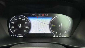 Volvo XC40 Recharge 1.5 T5 Recharge PHEV R DESIGN Pro 5dr Auto