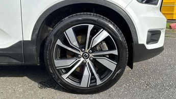 Volvo XC40 Recharge 1.5 T5 Recharge PHEV R DESIGN Pro 5dr Auto