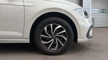 Volkswagen Polo 1.0 TSI Life 5dr DSG