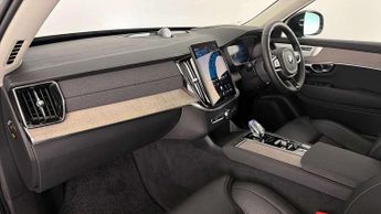 Volvo XC90 2.0 B5P Ultra Dark 5dr AWD Geartronic