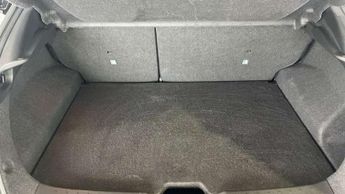 Nissan Juke 1.6 Hybrid Tekna 5dr Auto