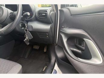 Toyota Yaris 1.5 Hybrid Icon 5dr CVT