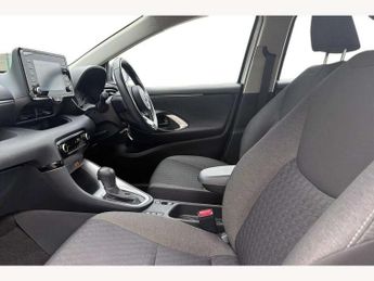 Toyota Yaris 1.5 Hybrid Icon 5dr CVT