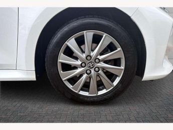 Toyota Yaris 1.5 Hybrid Icon 5dr CVT