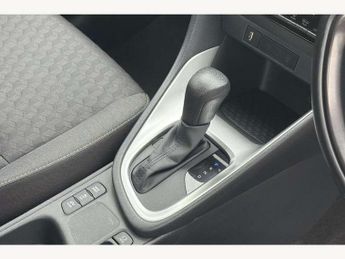 Toyota Yaris 1.5 Hybrid Icon 5dr CVT