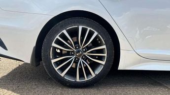 Kia Stinger 2.2 CRDi GT-Line 5dr Auto