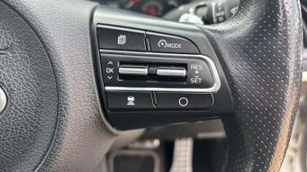 Kia Stinger 2.2 CRDi GT-Line 5dr Auto