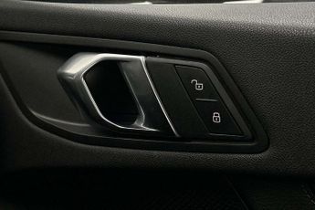 BMW 1 Series 118i SE 5dr Step Auto