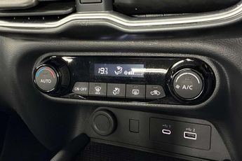 Nissan Juke 1.6 Hybrid Acenta Premium 5dr Auto