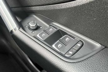 Audi Q2 40 TFSI Quattro S Line 5dr S Tronic