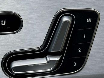 Mercedes-Benz CLA CLA 200 AMG Line Premium Plus 4dr Tip Auto